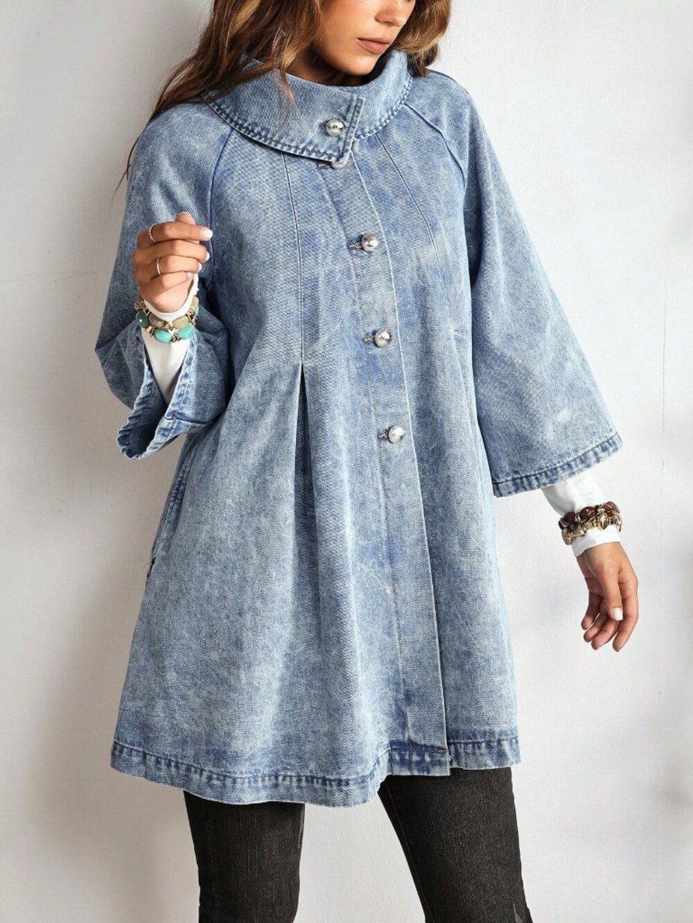 Blue Casual Women's Denim Jacket With Raglan Sleeves And Single-Breasted Closure - Picture 5 of 7